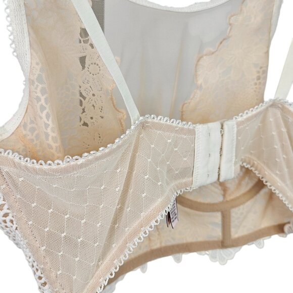 Victoria's Secret Dream Angels embroidered mesh underwire bra