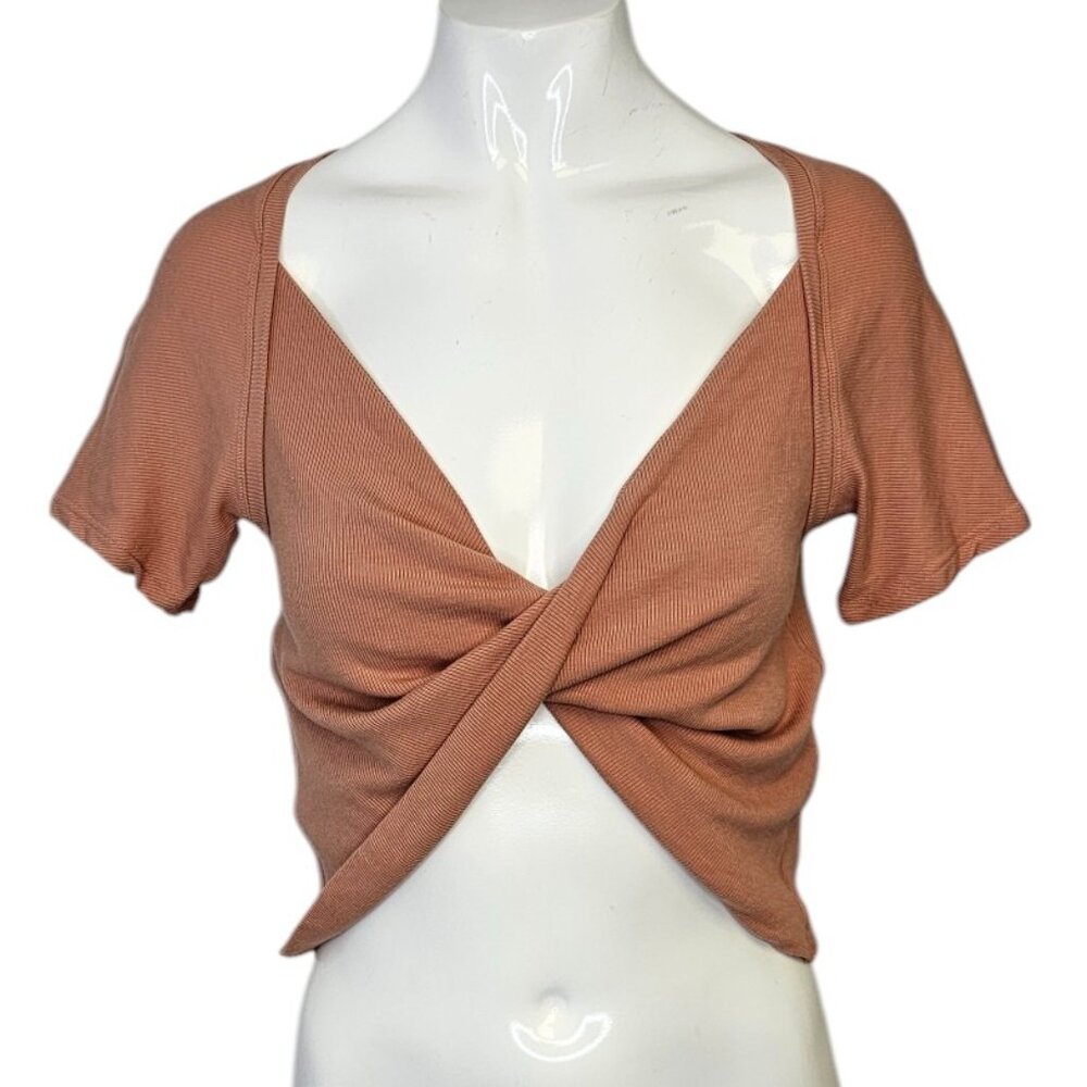 Lululemon LA Twist Front Crop Top