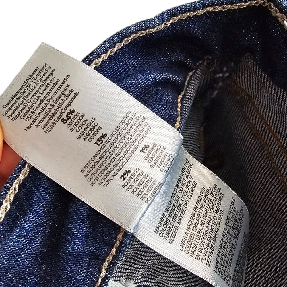 MOTHER The Patch Pocket Rambler Sneak Jeans