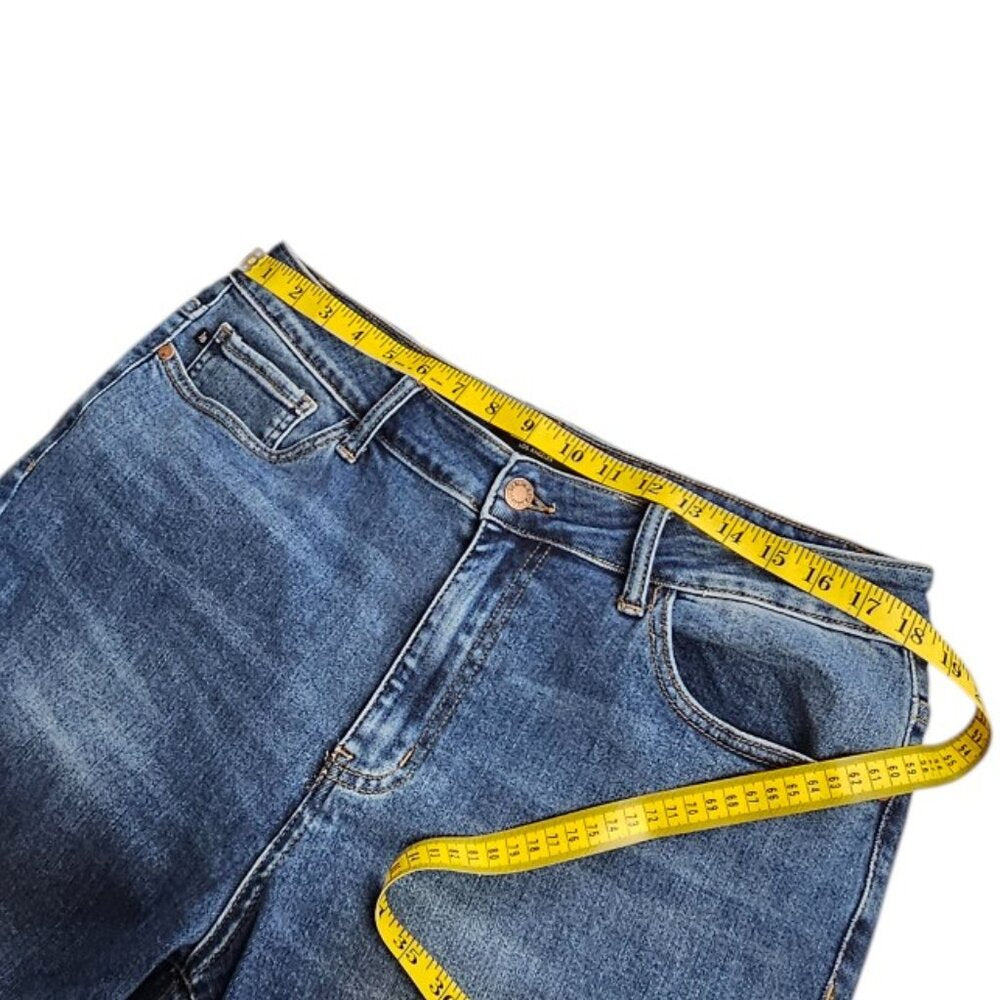 Judy Blue Womens Kick Boot Jeans Cropped