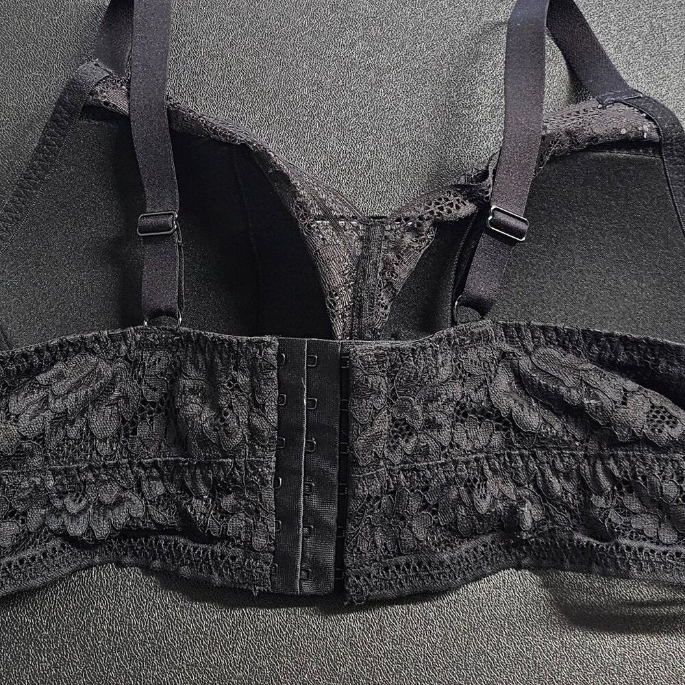 Knix Wireless Lace Bustier