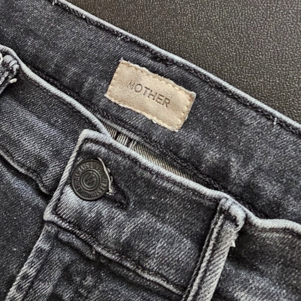 MOTHER Womens The Insider Crop Strep Fray Jeans