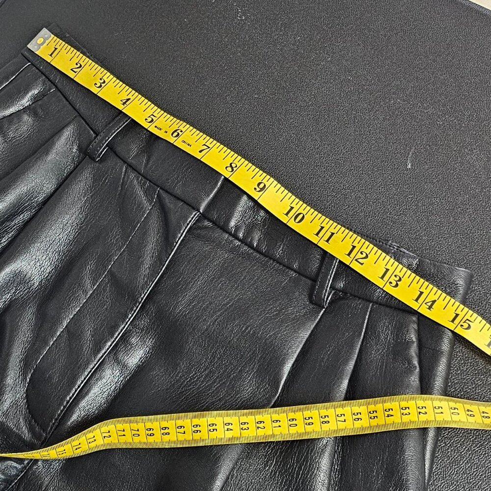Aritzia Wilfred Limerick Short
