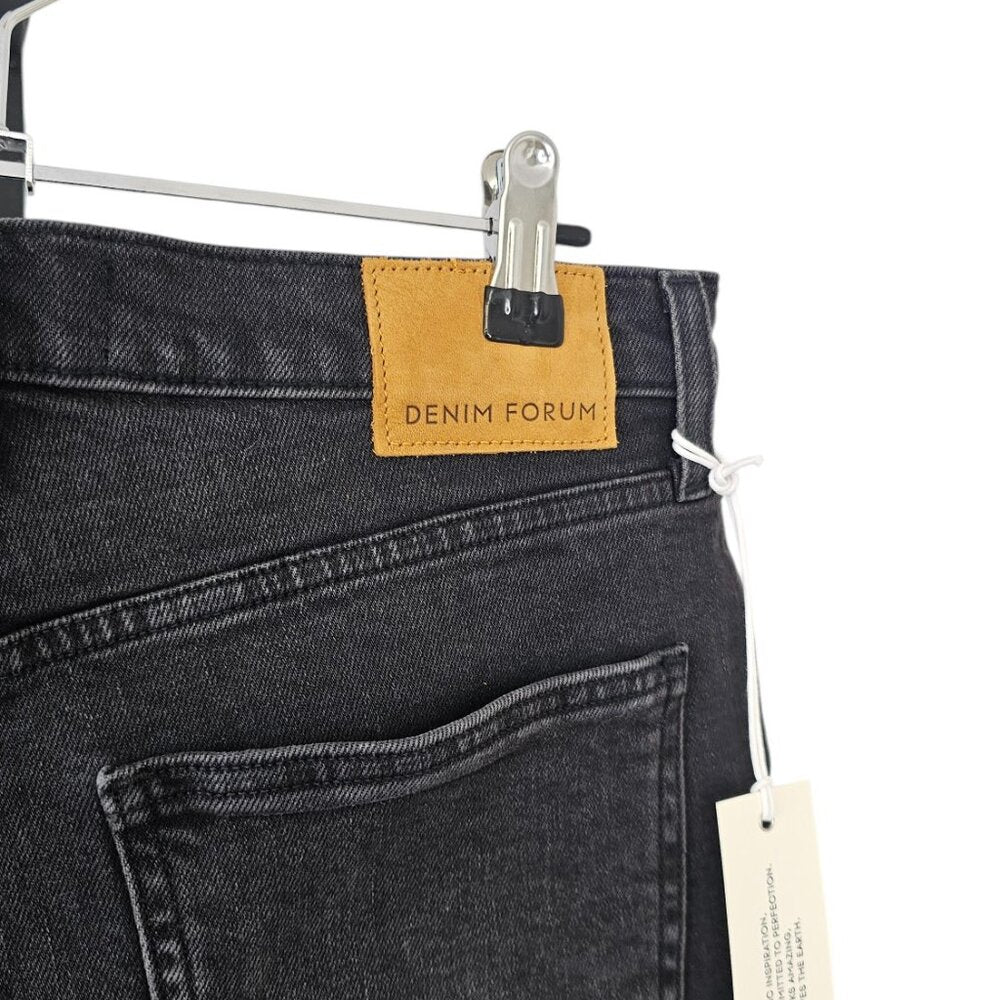 Denim Forum The Romy Slim Shorty Short