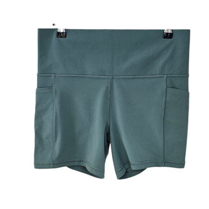 Athleta Salutation Stash 5" Short