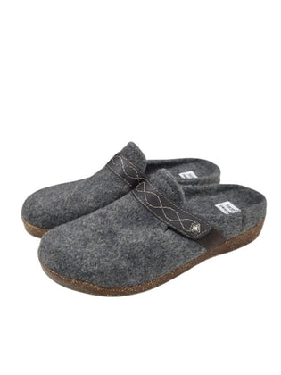 Earth Origins Janet Clog