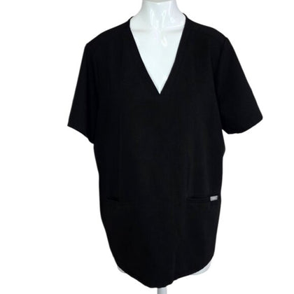 FIGS Technical Collection Casma Three Pocket Scrub Top