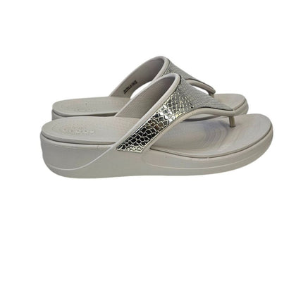 CROCS Womens Monterey Metallic Mini Wedge Flip Flops
