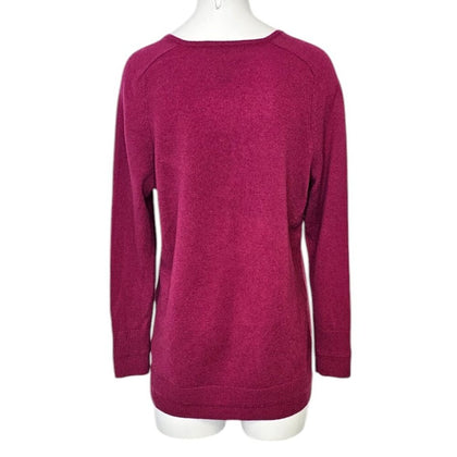 Tahari Womens 100% 2 Ply Cashmere V-Neck Long Sleeve Shirt